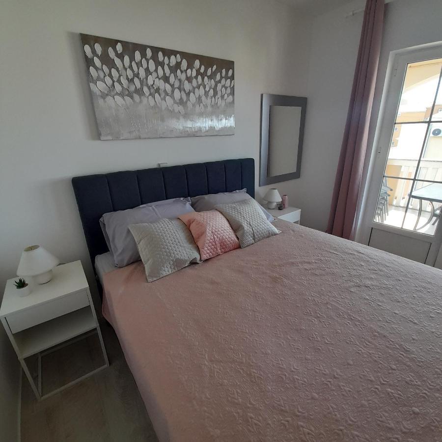 Apartments Filipovic Biograd Na Moru Exterior photo